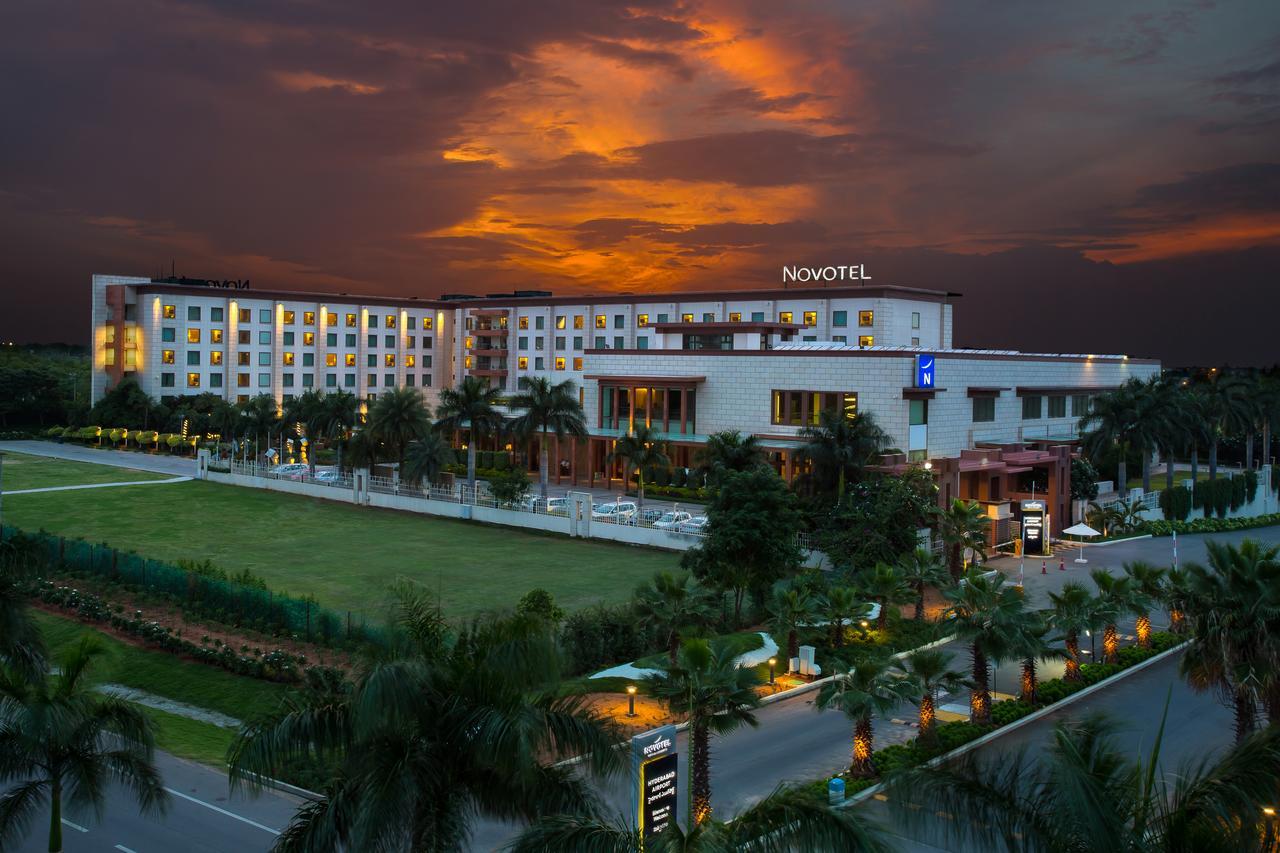 Novotel Airport Hotel 5*
